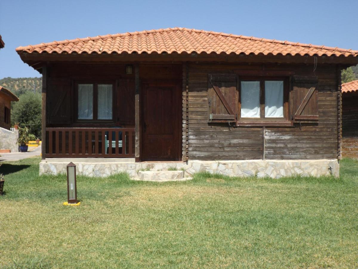 El Venero De Mostoles Constantina Exterior foto